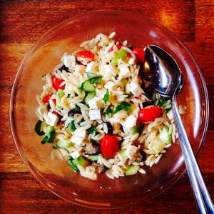 Salade d'orzo à la grecque